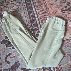 Lululemon green joggers size 2